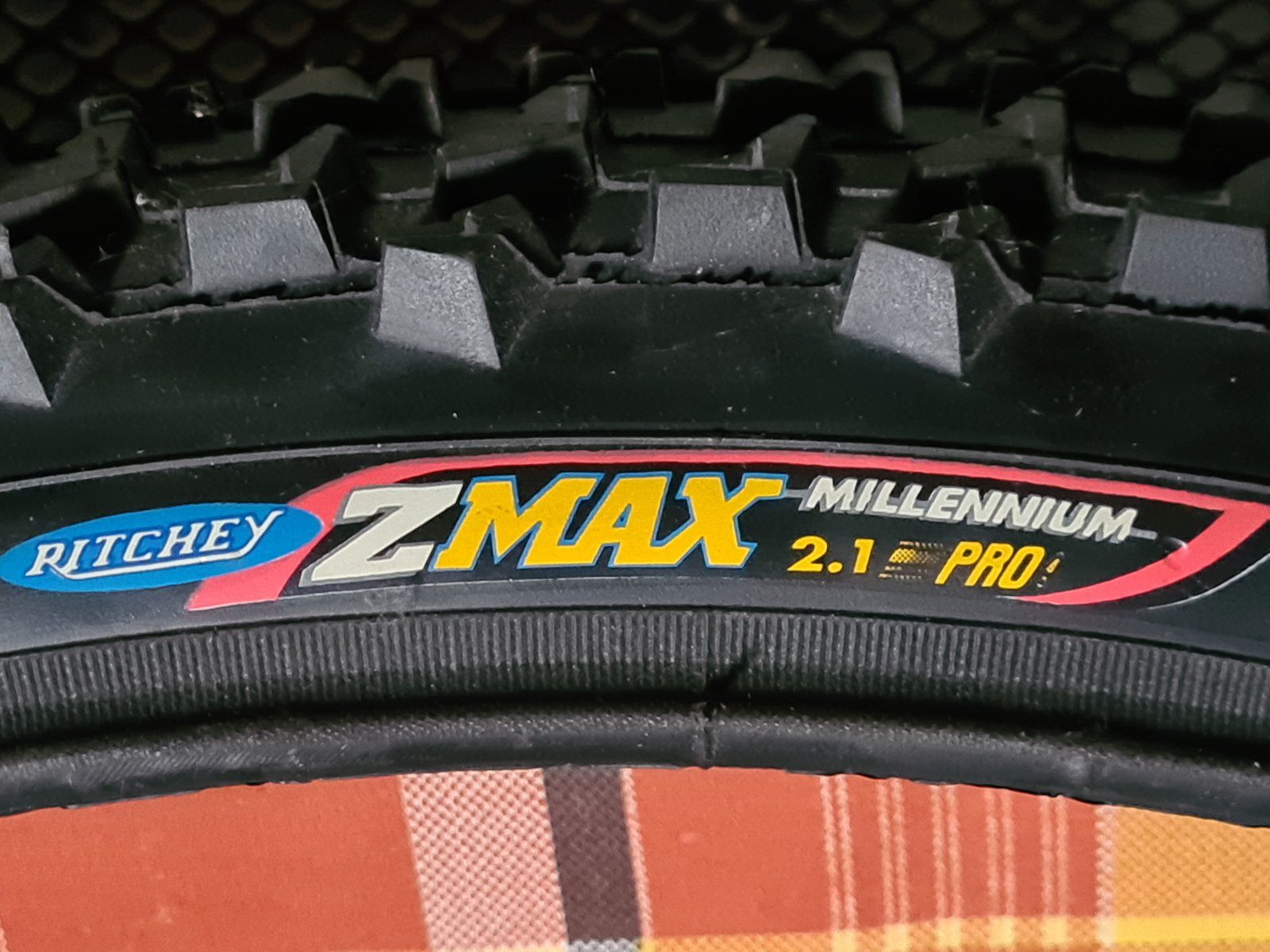 Ritchey z max 26 best sale x 2.1