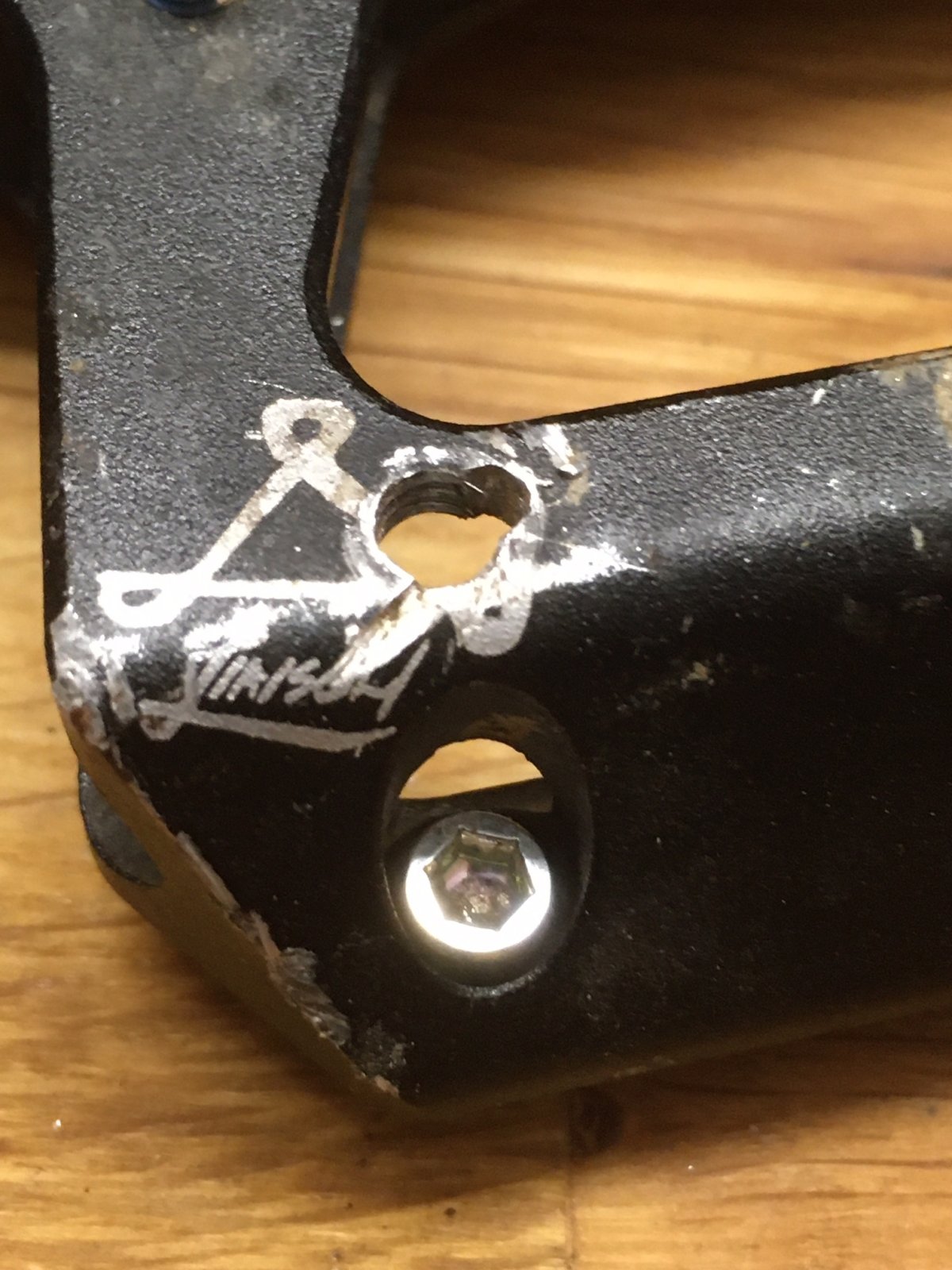 Pin-Gewinde in Flachpedal reparieren | MTB-News.de | IBC Mountainbike Forum