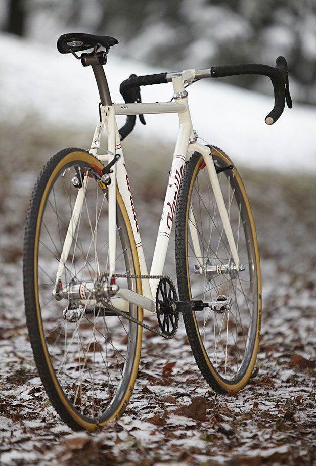 vanilla-cycles-cream-cross-12.jpg