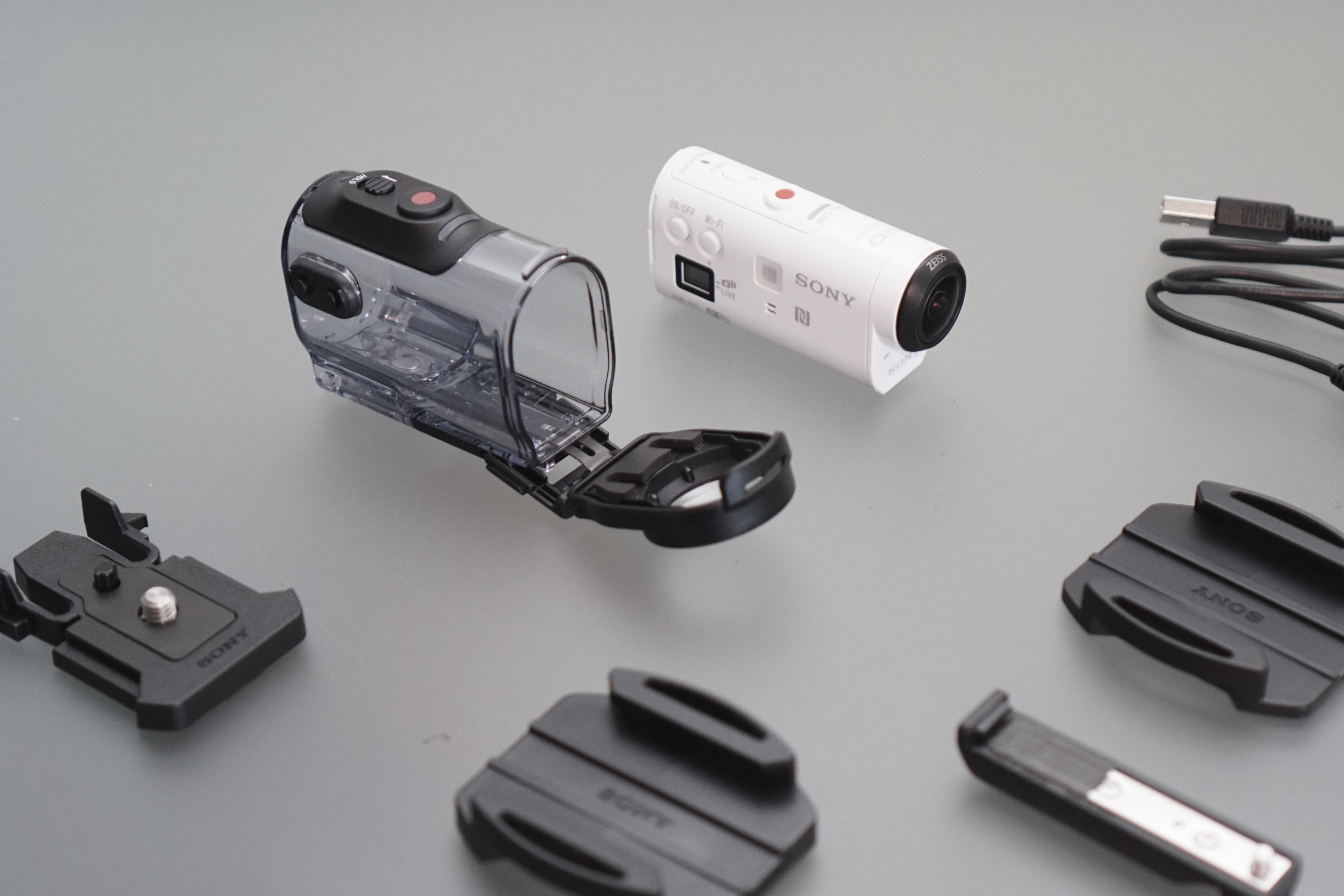 Sony HDR-AZ1 im Test: Ausdauernder Actioncam-Zwerg fürs Handgelenk -  MTB-News.de
