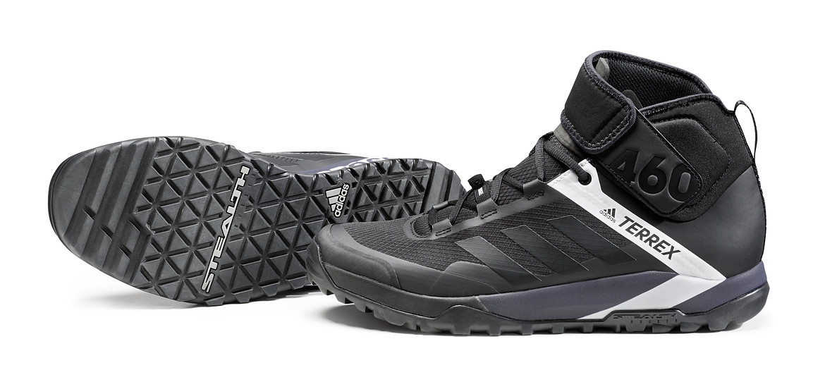 Adidas Terrex Trailcross Protect: Hohe Variante des Bike-Schuhs -  MTB-News.de