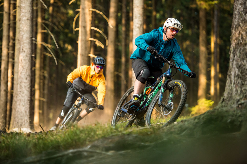 Vorgestellt: 8 wetterfeste Mountainbike-Outfits für den Herbst - MTB-News.de