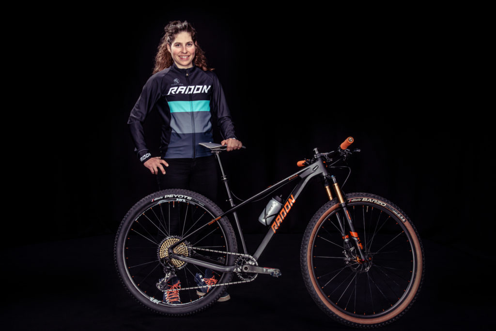 Neues Bike f r die Deutsche Meisterin Elisabeth Brandau wechselt