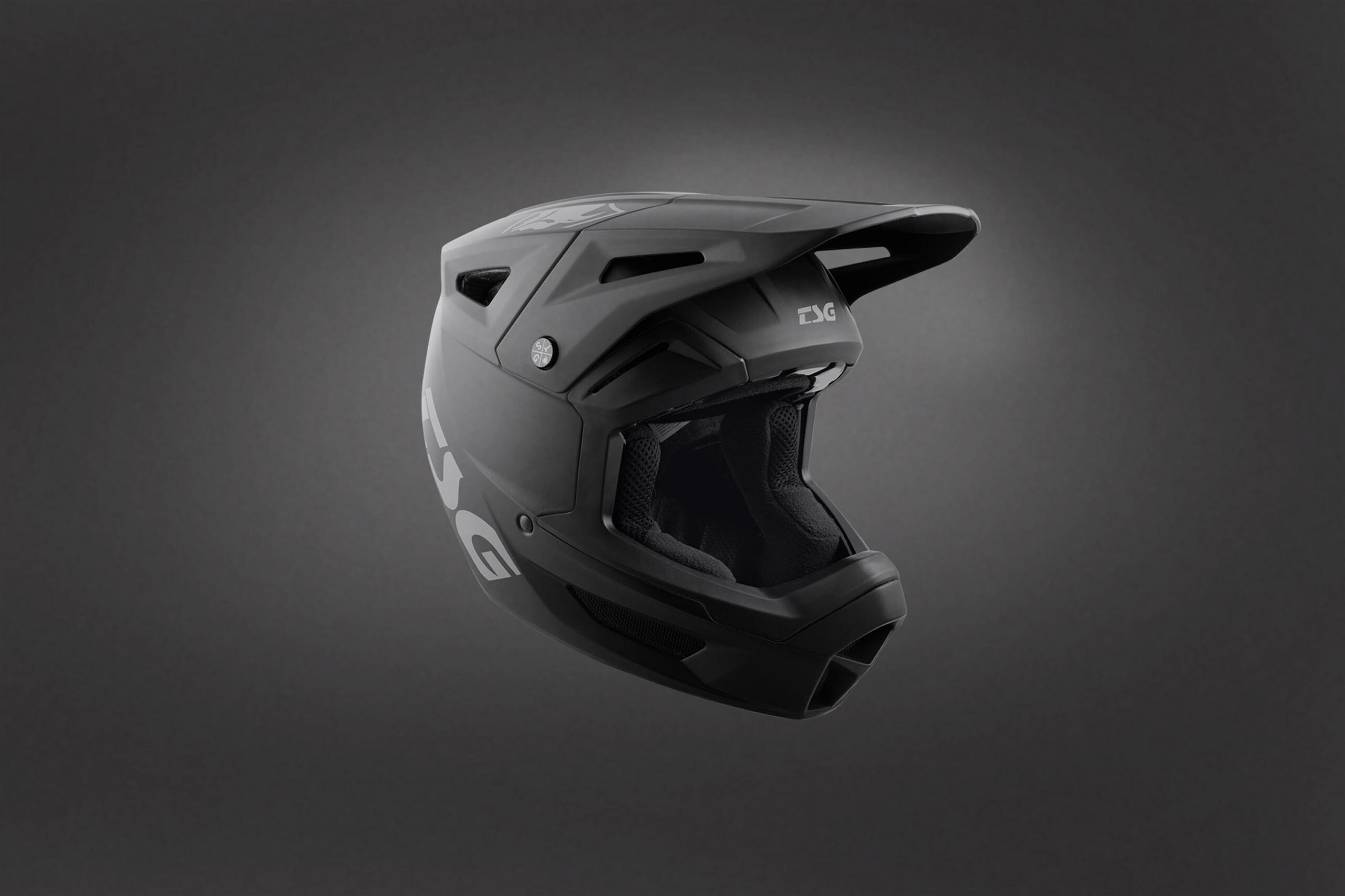 TSG Sentinel Fullface: Neuer Downhill-Helm aus der Schweiz