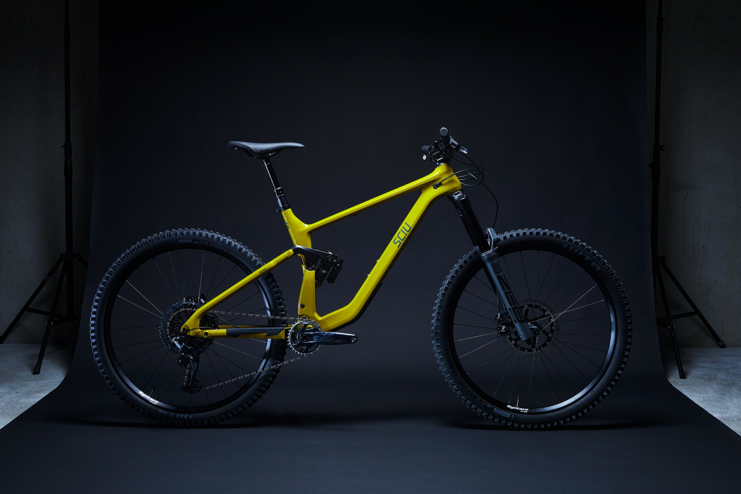 Neue Bikemarke Sciu Bikes: Markenstart mit Carbon-Enduro und Gravel Bike