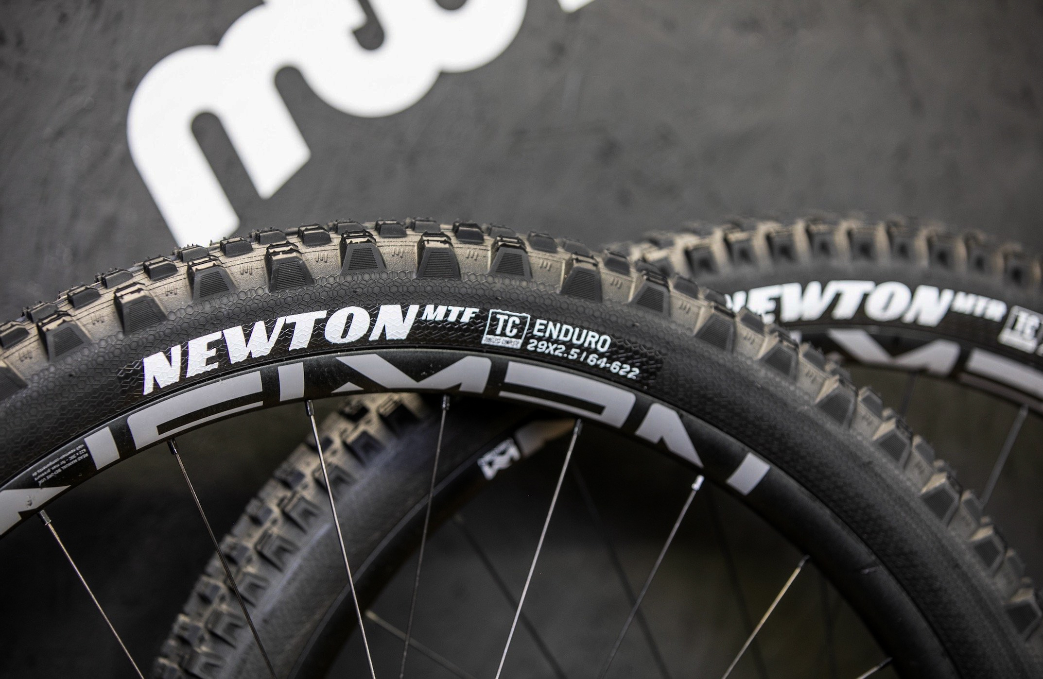 Goodyear Newton MTF & MTR: Neue Reifen mit Tubeless-Complete