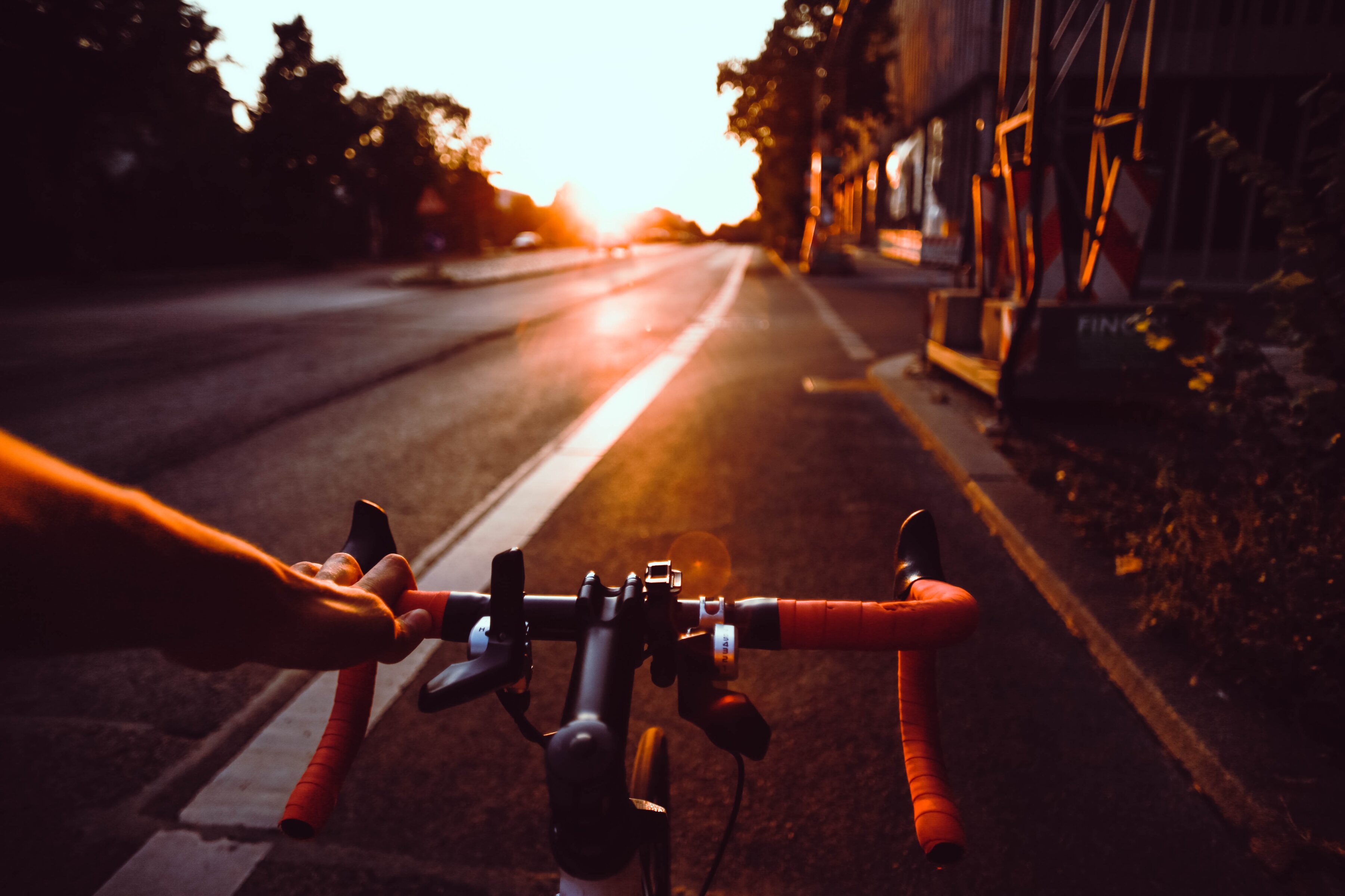 MTB Beleuchtung: Alles, was du 2024 über Fahrradlampen wissen musst!